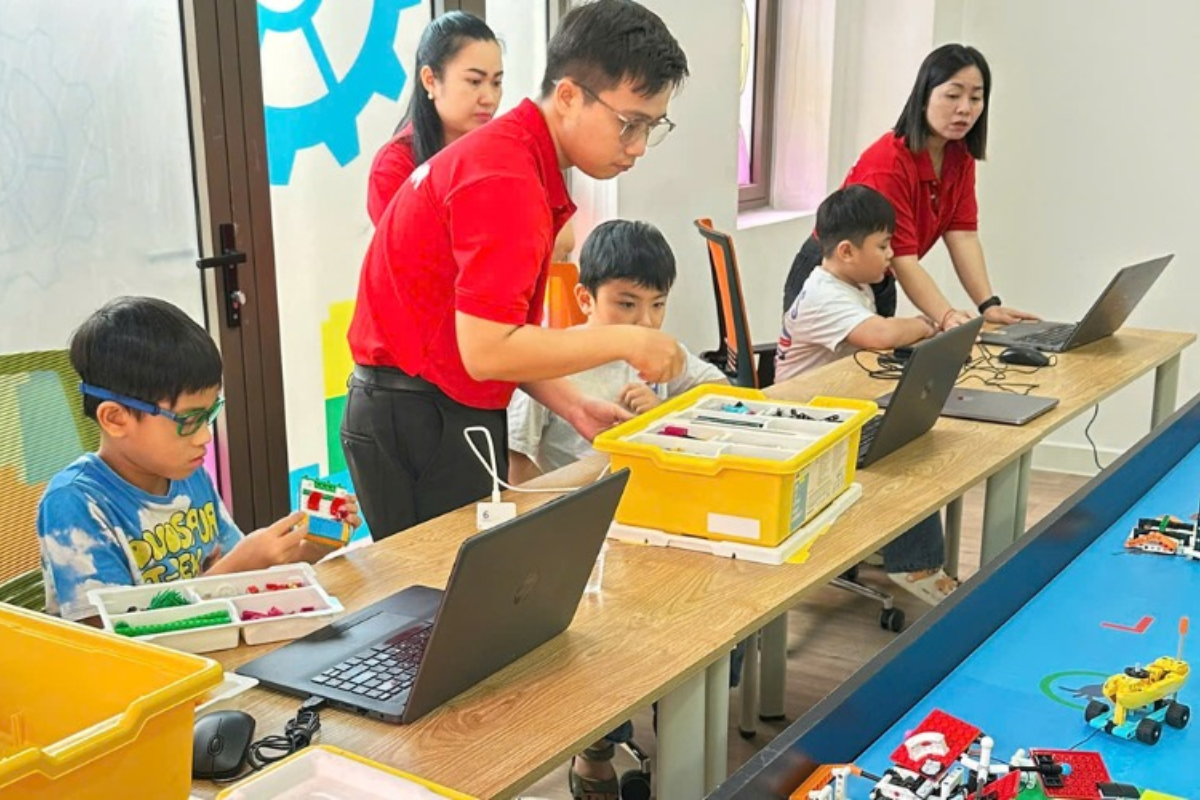 khoa-hoc-robotics-cho-tre-em